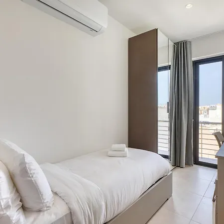 New 2br In Prime Location By Sf Homes *